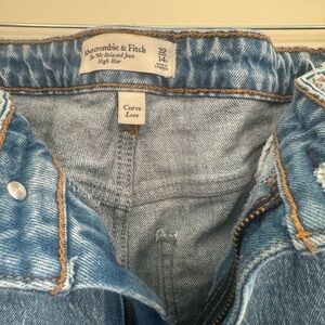 Abercrombie & Fitch Curve Love 90’s Relaxed High Rise SIZE 14